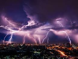 kenapa-ada-petir-tapi-tak-hujan-apa-alasannya