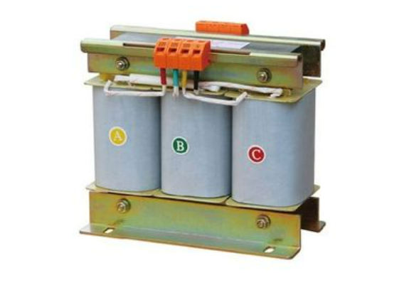 trafo isolasi dengan standar ketahanan yang sesuai dengan kebutuhan agar menjamin keamanan 