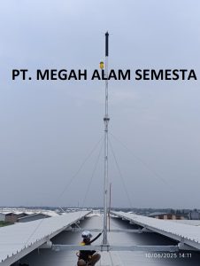 Perbedaan Penangkal Petir dan Grounding